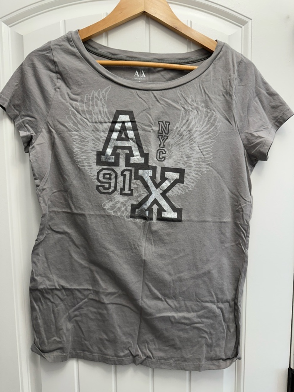 A/X Armani Exchange Women's Gray Graphic Short Sleeve Tee